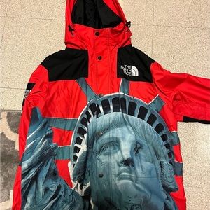 Supreme The North Face Statue of Liberty Jacket